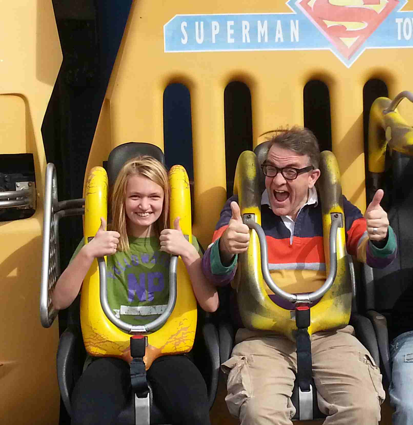 2016-11-05 Six flags Cate and Randy.jpg